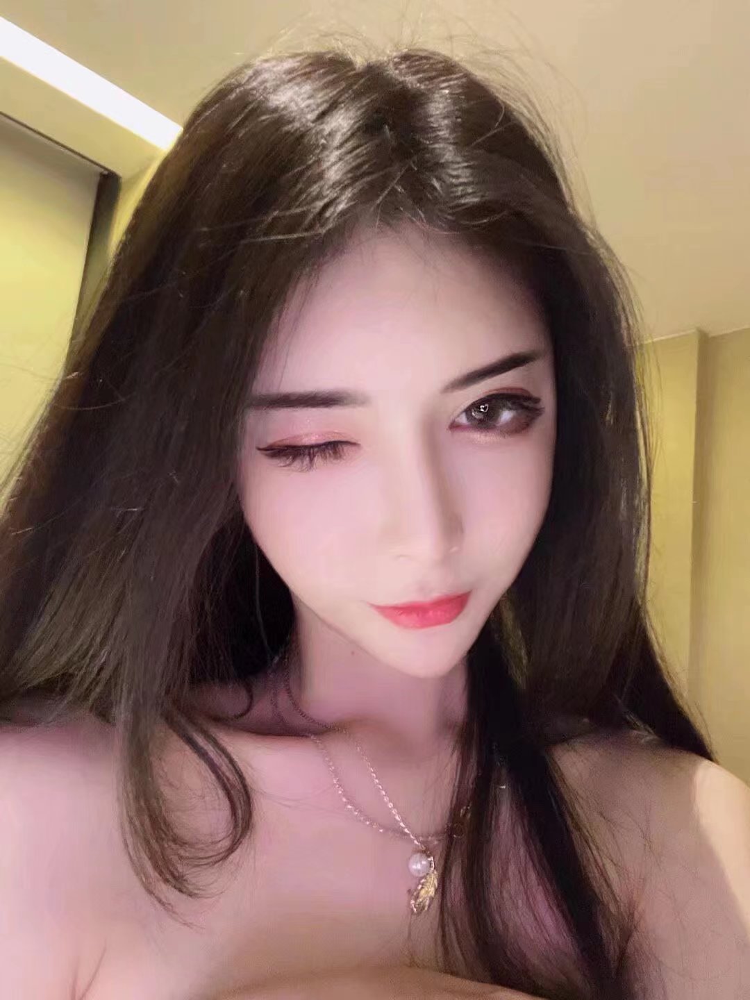 秦淮区会艳舞的小姐姐