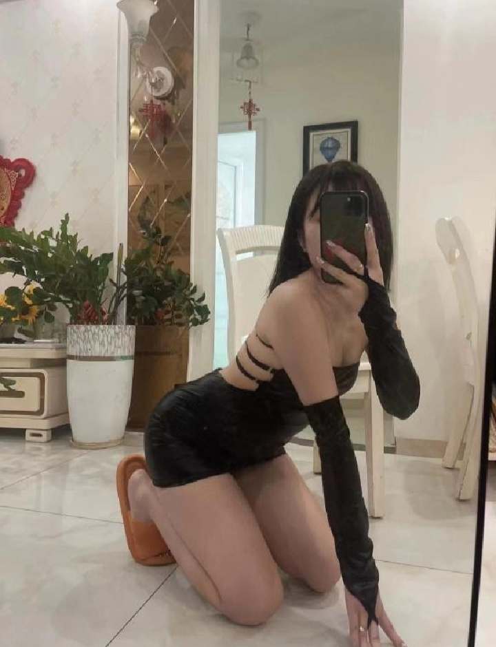 福田黑丝制服宝宝