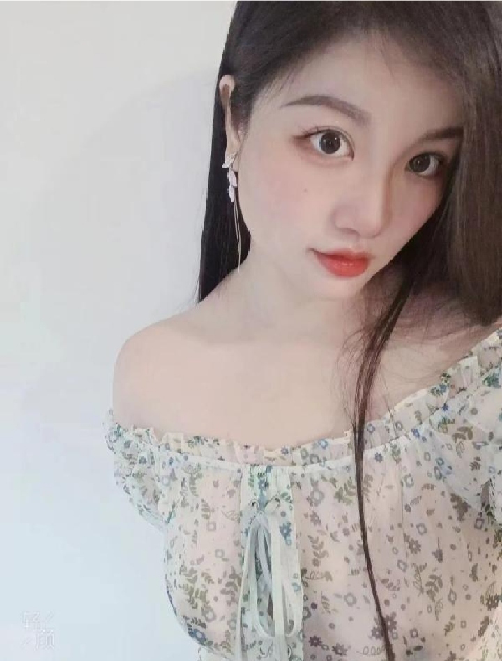 宝安火辣大奶妹