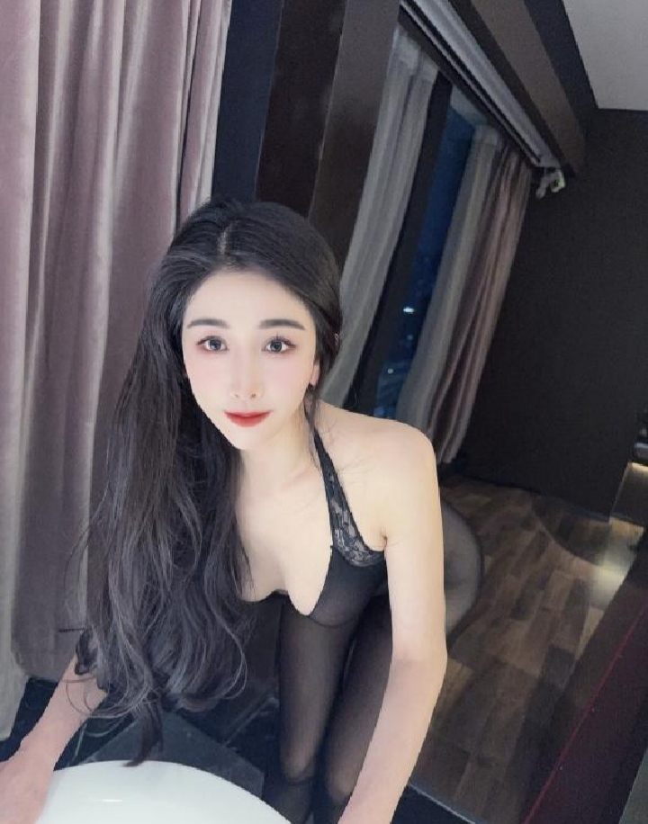 建邺长腿女神可欣