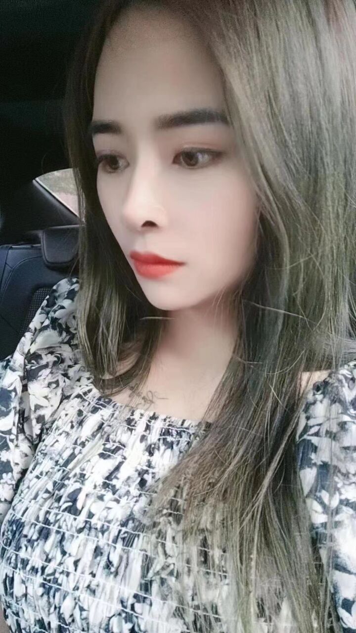 520小月月，瓜子脸，一般服务