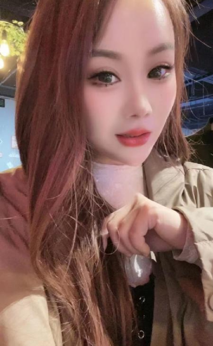 性感黑丝川妹子