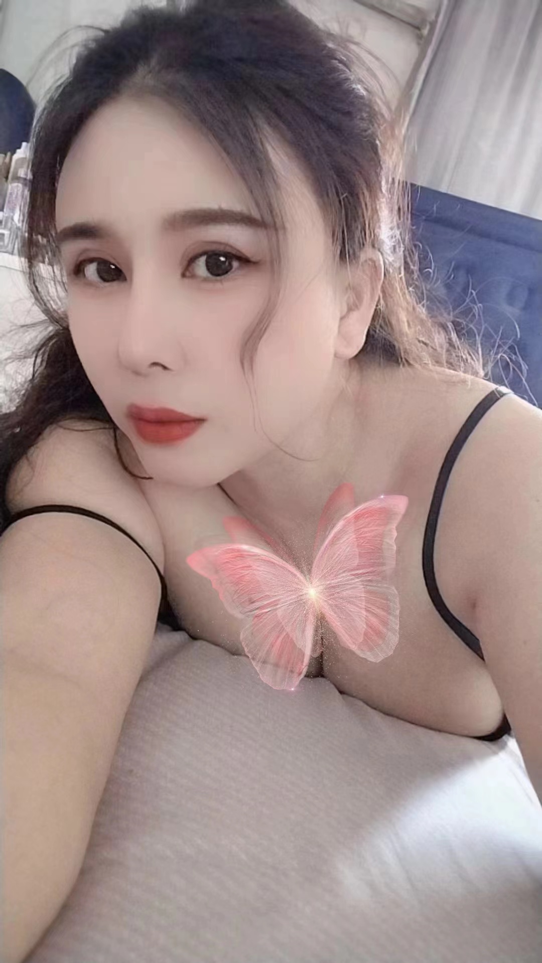 风情迷人的欣然姐姐