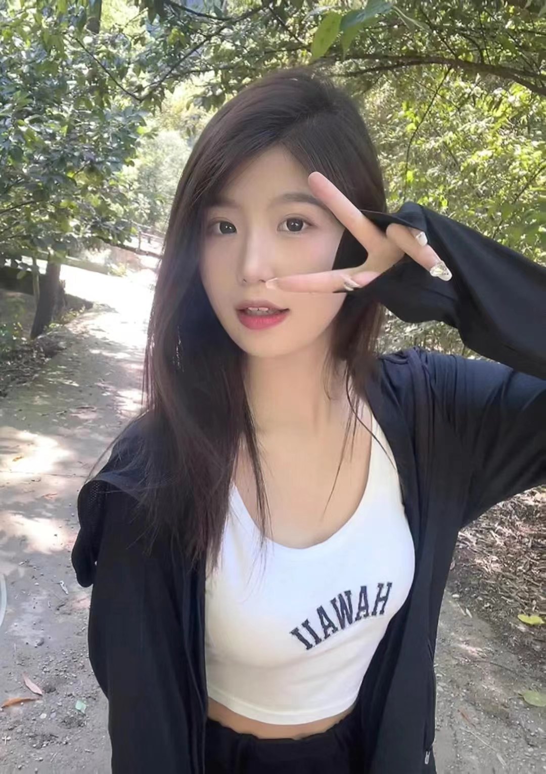 朝阳嫩妞诱人蓉蓉