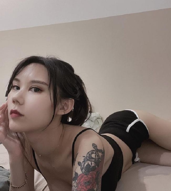 童店路火热纹身娜娜