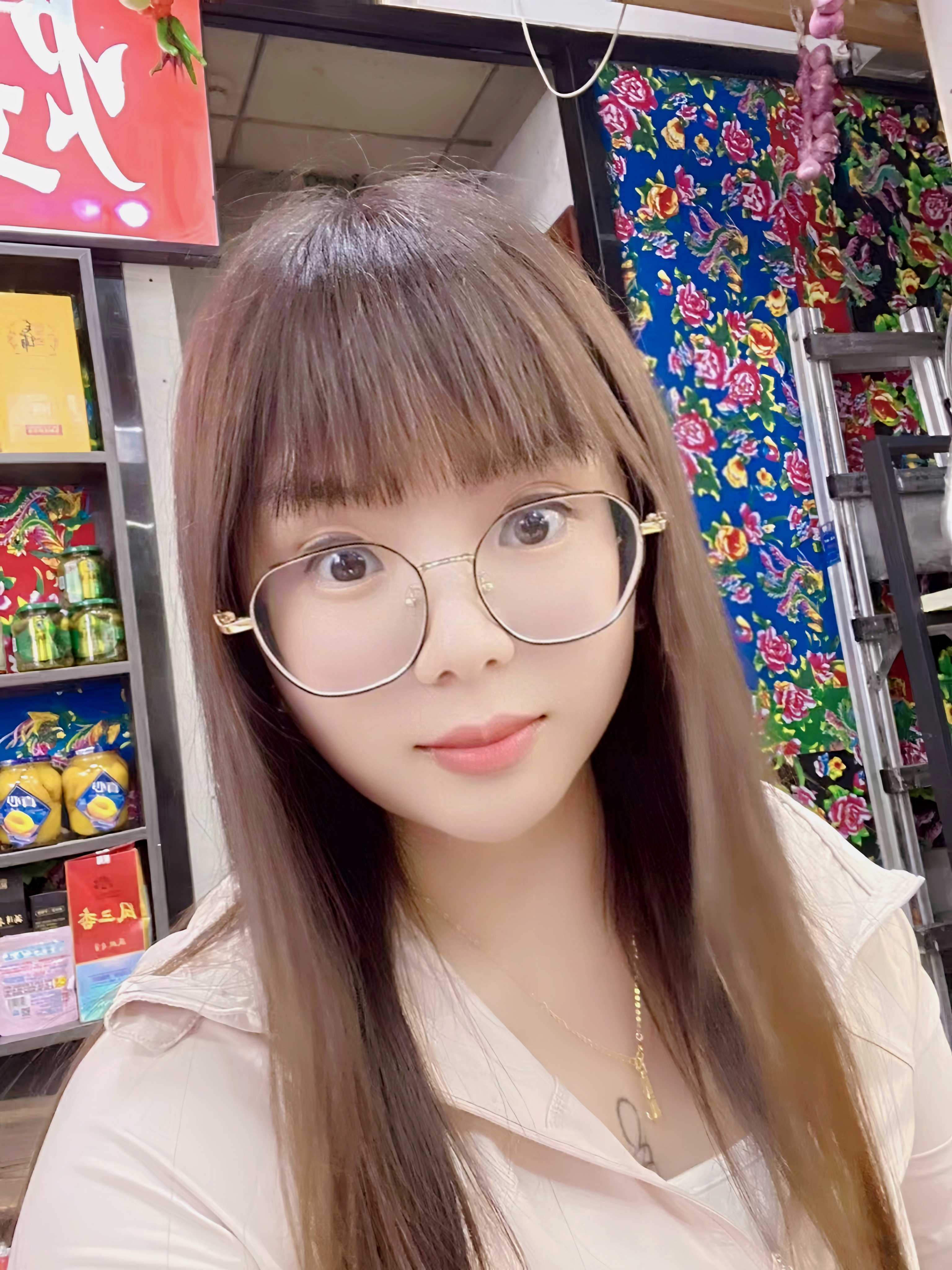 深圳龙岗布吉邻家小妹