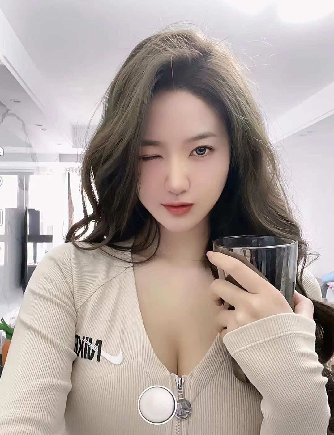 珠海路惹火身材颜值美妞小雨