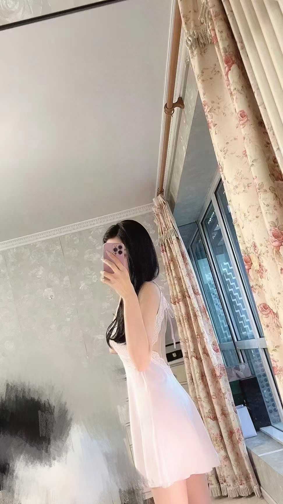 长腿御姐风情万种