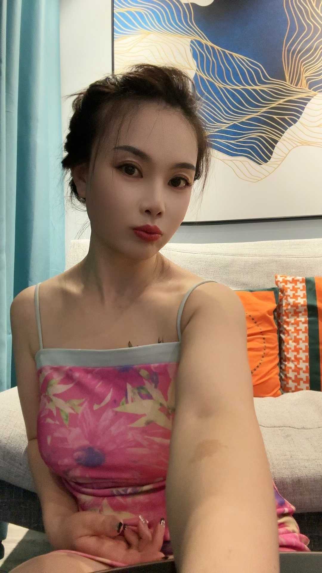 太仓妩媚少妇小雪糕