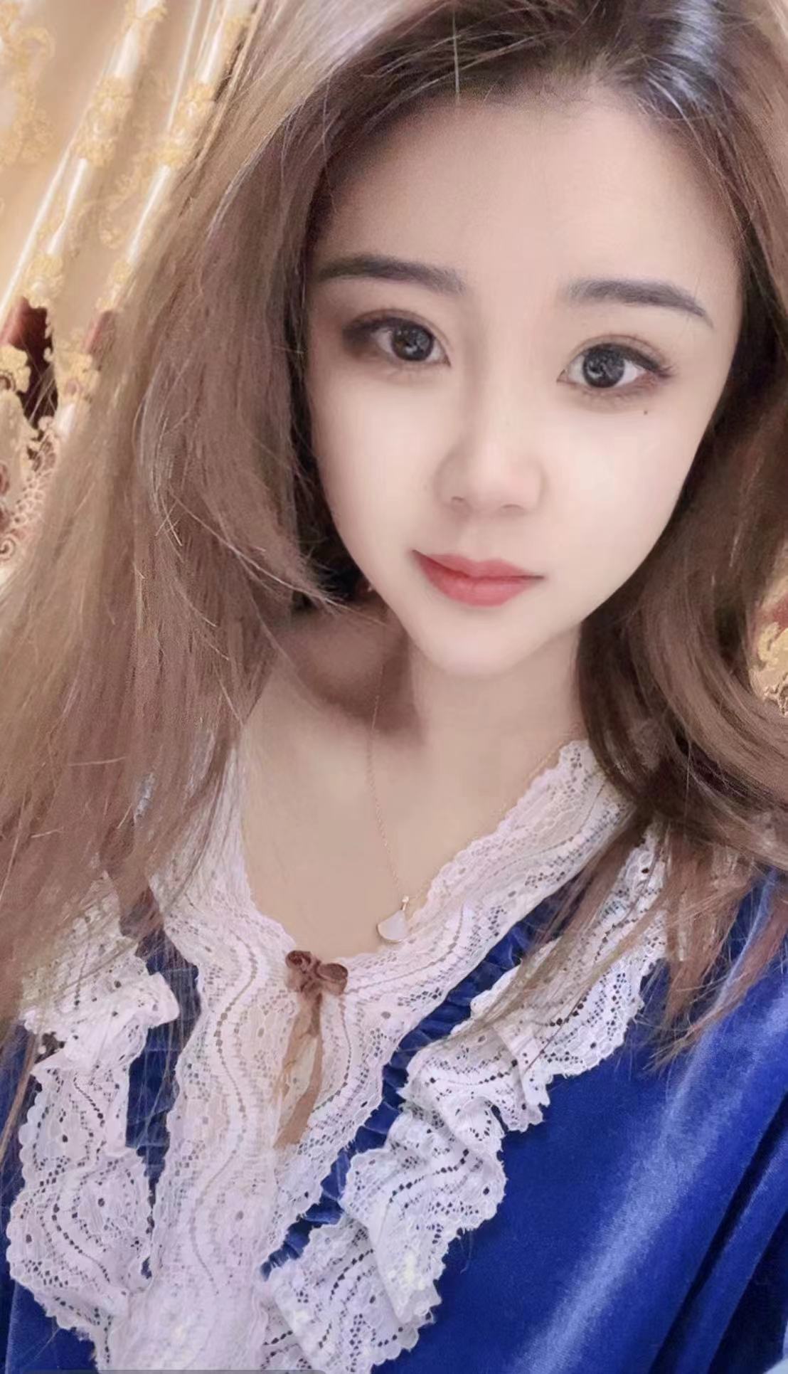 颜值控，腿控可约