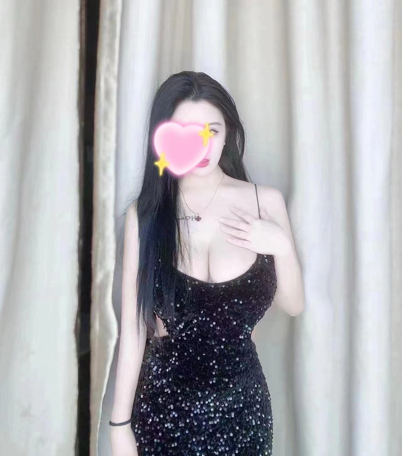 塔南诱人大奶妹晓晓