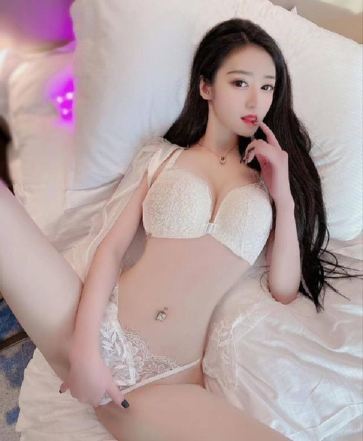 再其他秦淮区惹火尤物范范