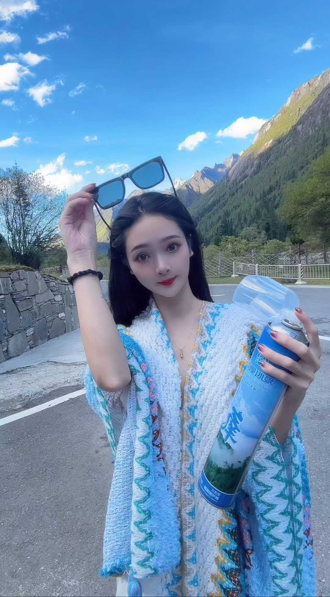 主要就是年轻漂亮，没那么多事，服务态度好配合，bb紧水多，身材苗条，可以体验一下。