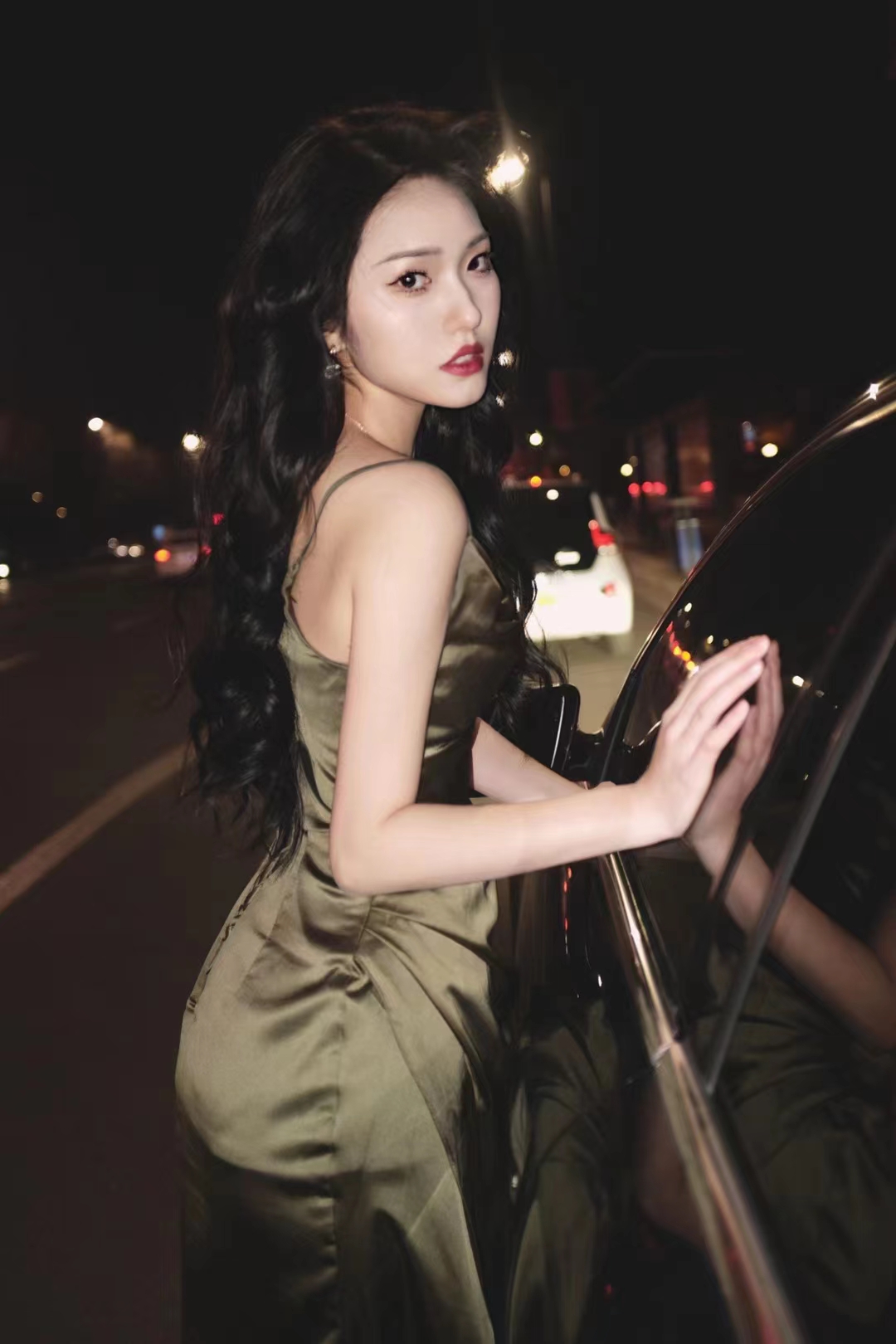 冷艳美女完美身材