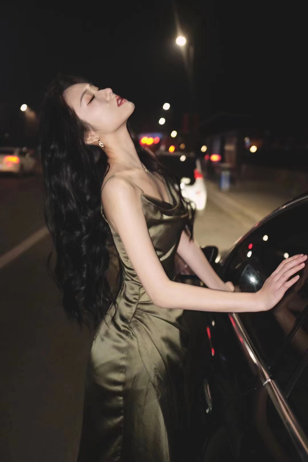 冷艳美女完美身材