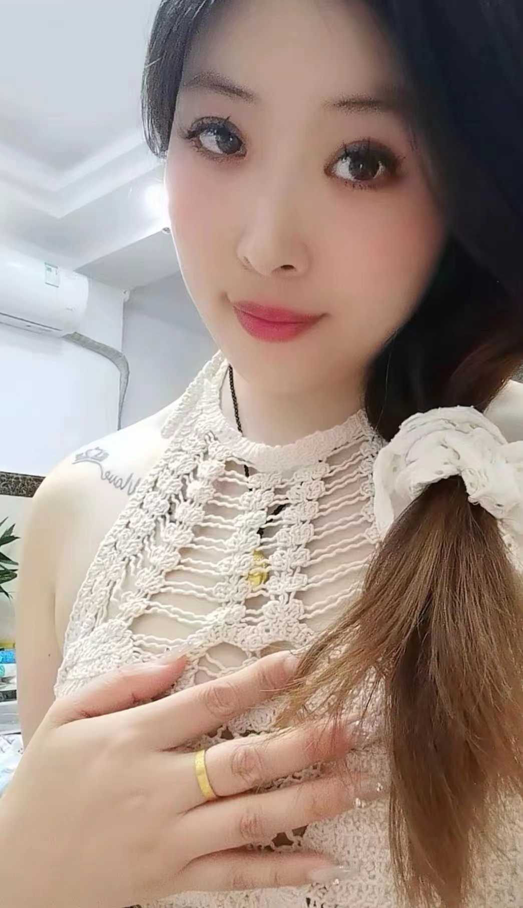 江宁丰满迷人新人琪琪