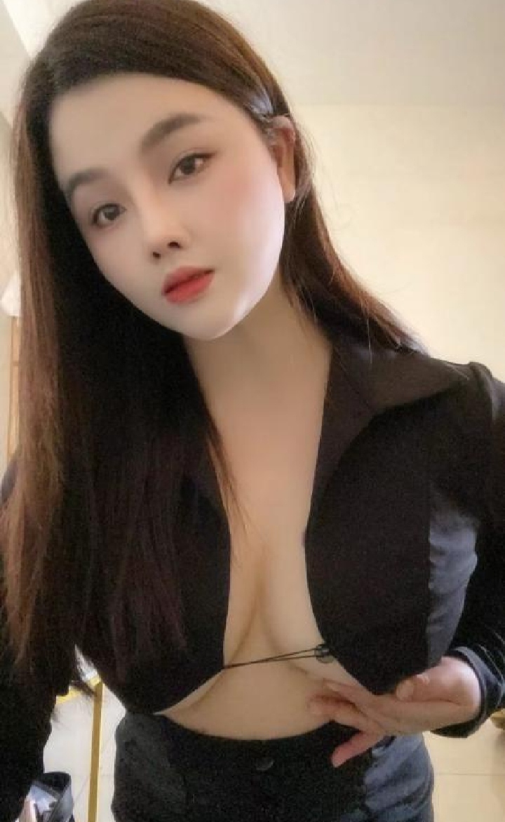 福田翘臀诱人果肉