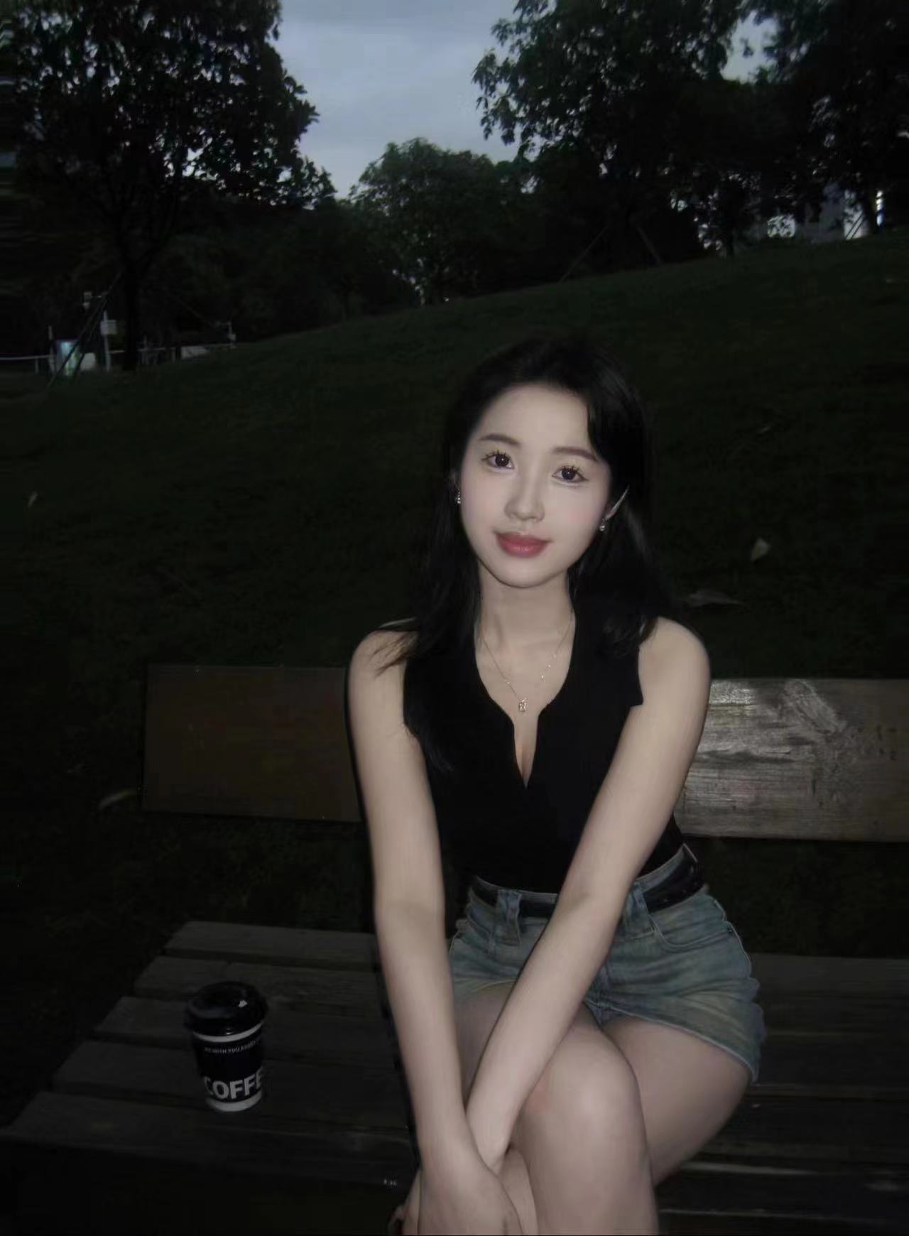 芙蓉区白嫩诱人小姐姐雪儿