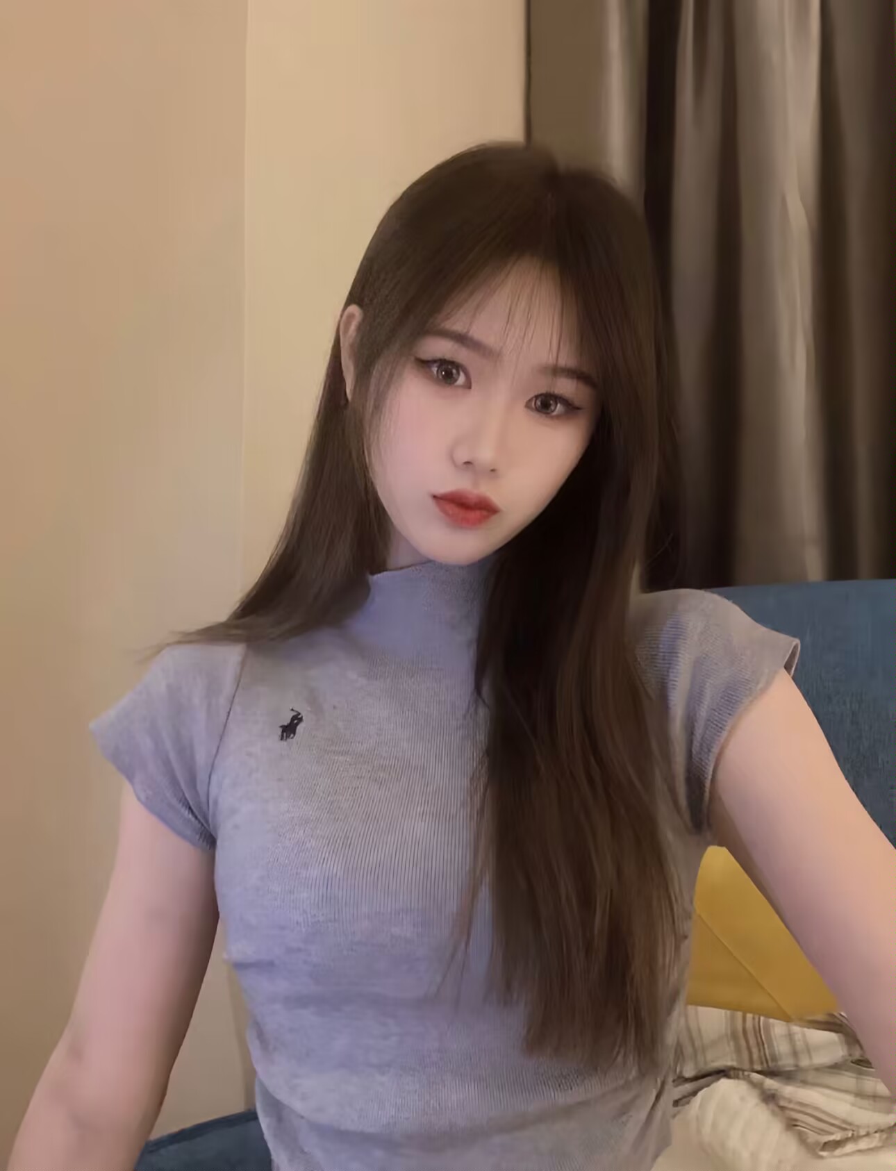 刚刚毕业兼职的白虎妹妹