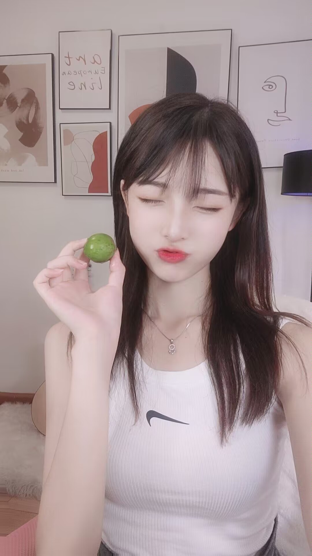 学妹毕业刚刚下海兼职