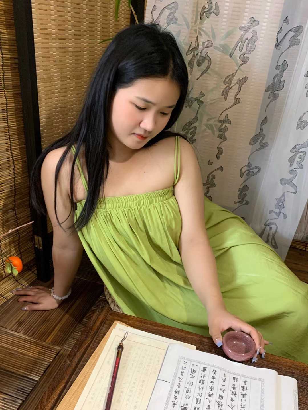 惠城区港汇小草18岁