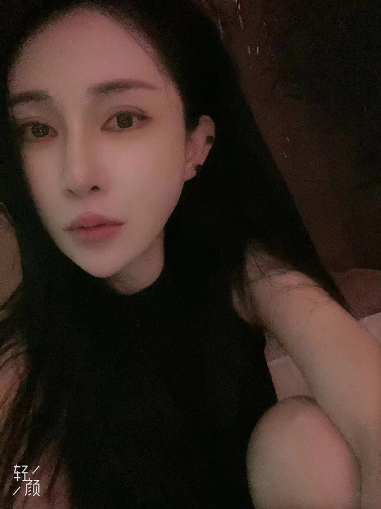 南山大长腿美妞叶子