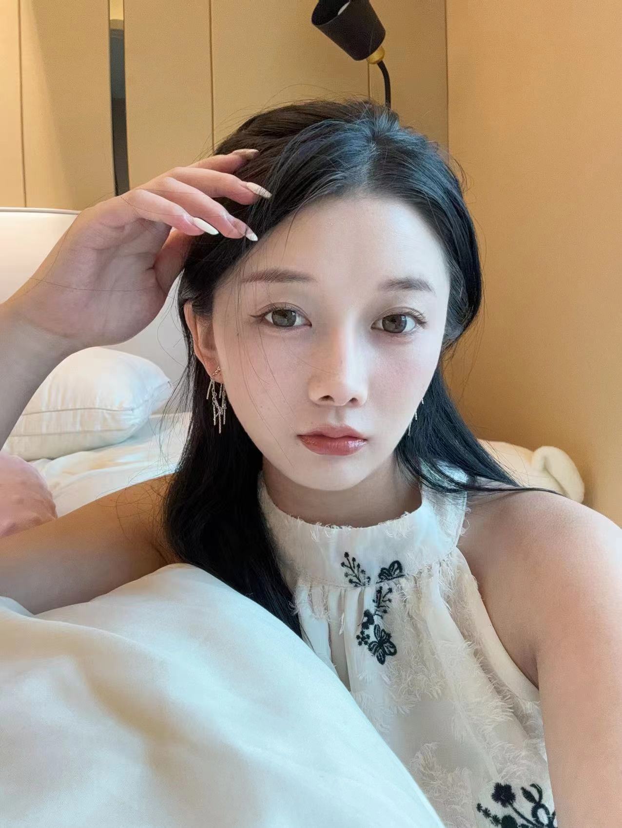 极品美女性感尤物