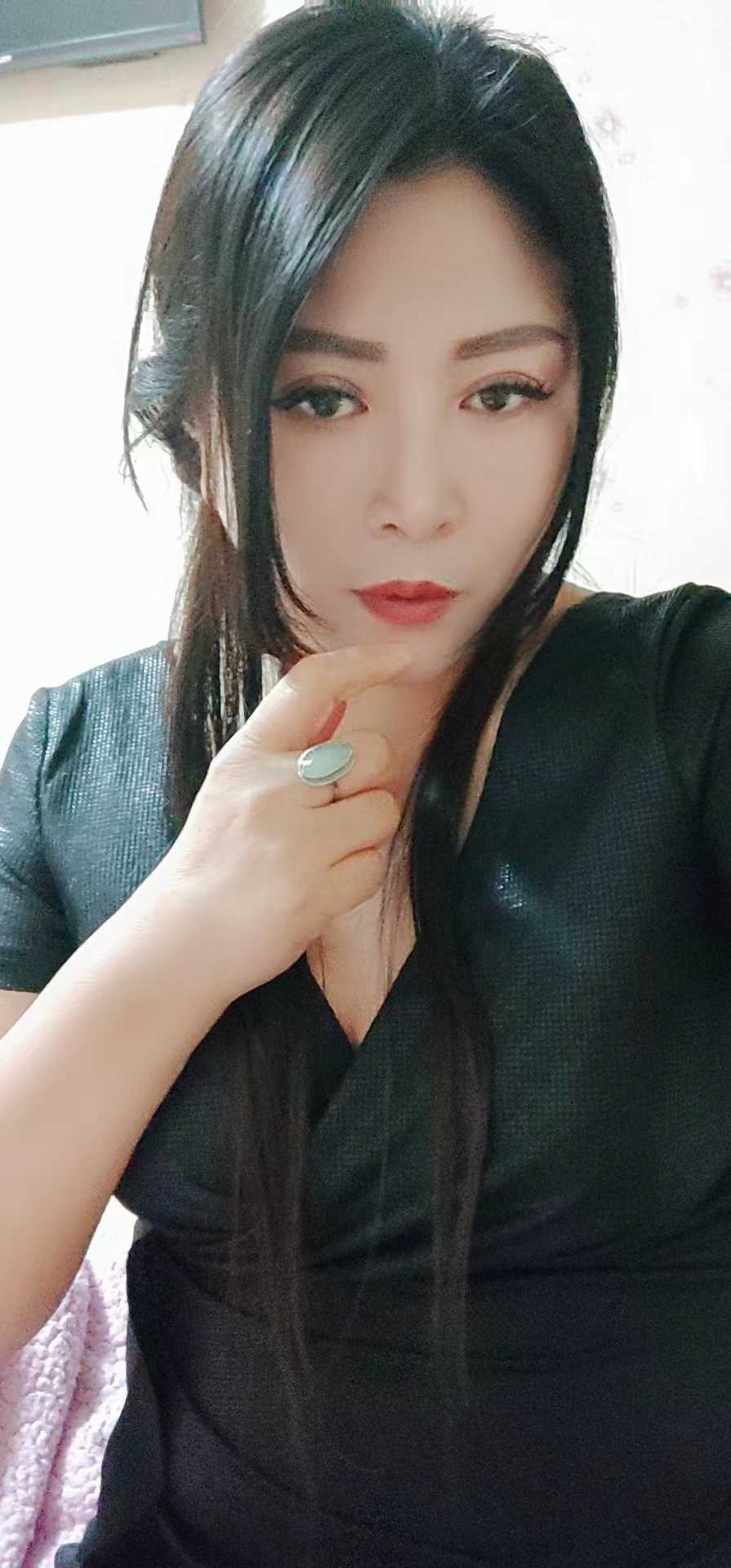 皮肤白白 大长腿