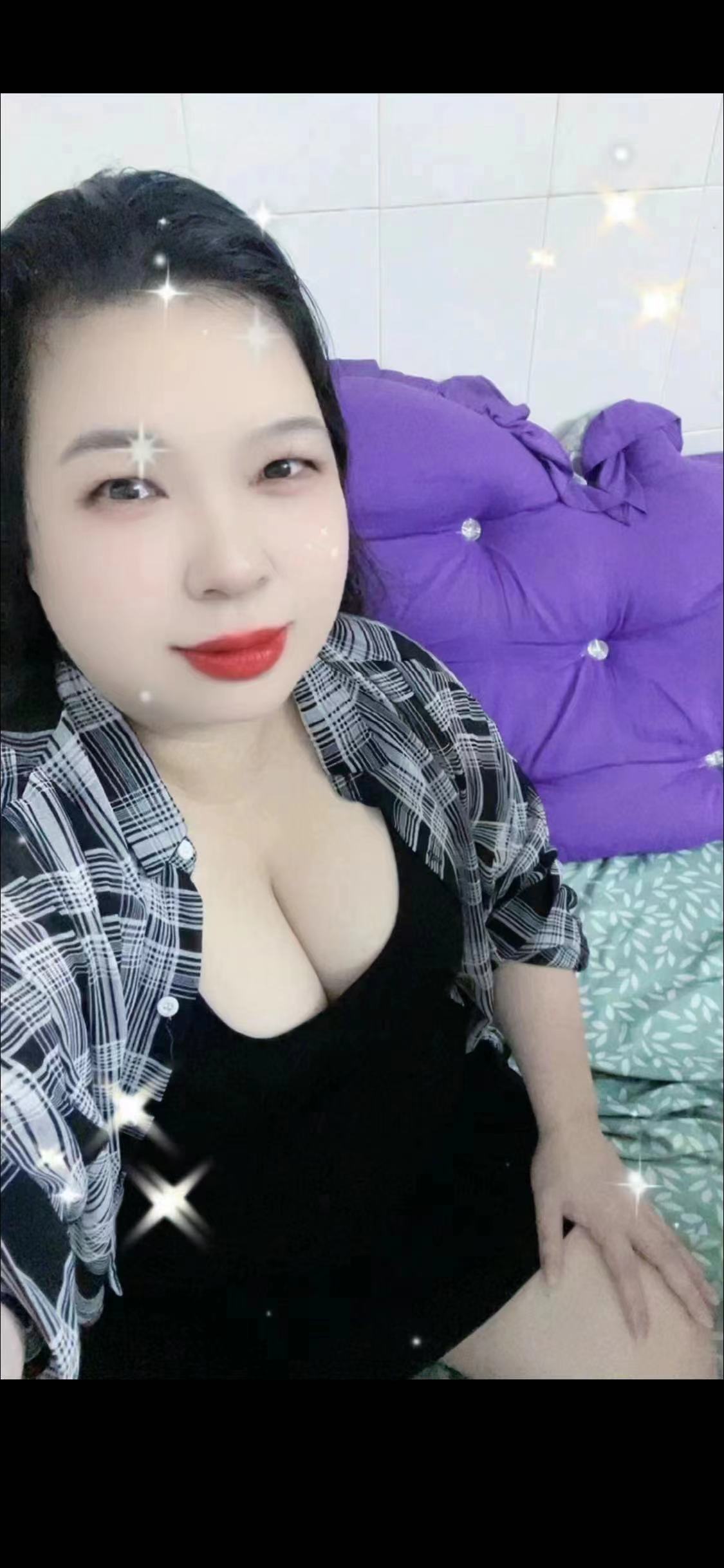 葛村路丰满熟妇开心