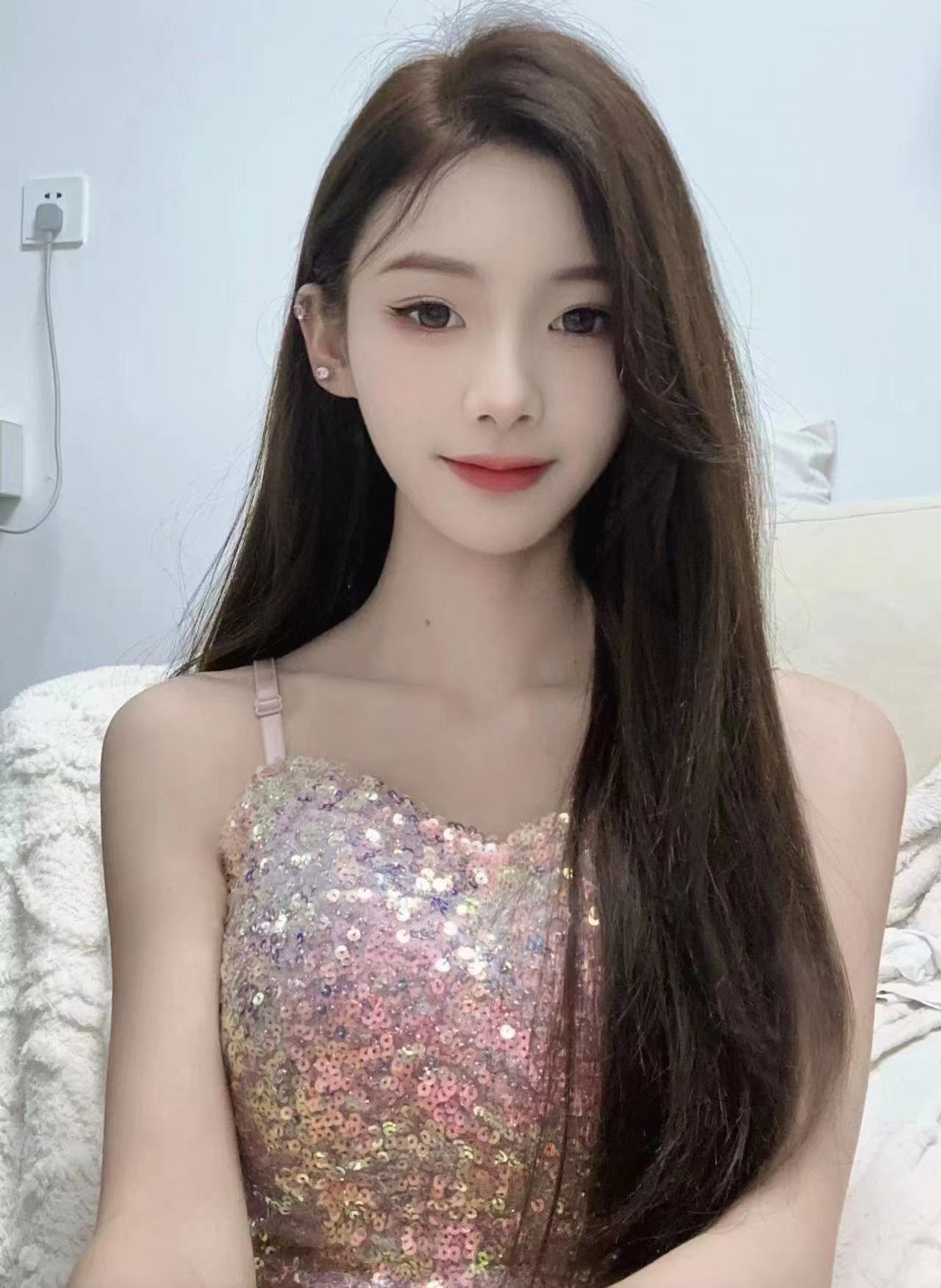 盘龙区高颜值妹妹菲菲