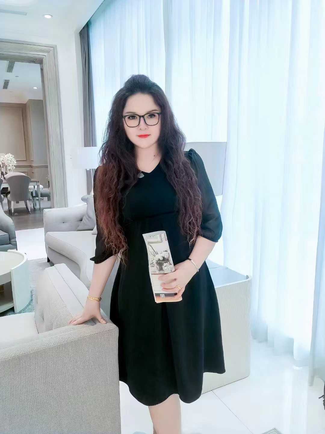 福田风韵白嫩眼镜少妇