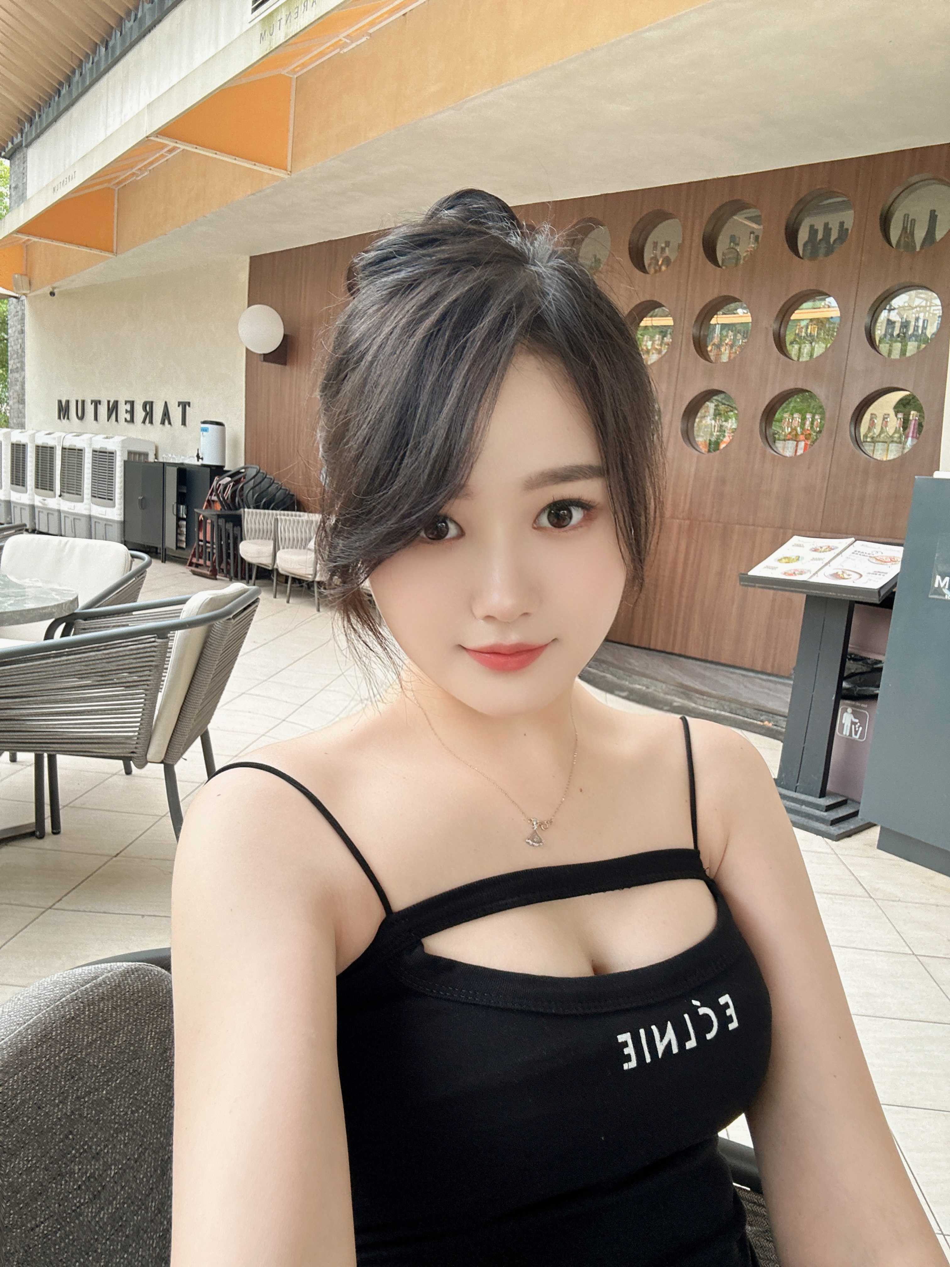 很有感觉，尝试了很多姿势