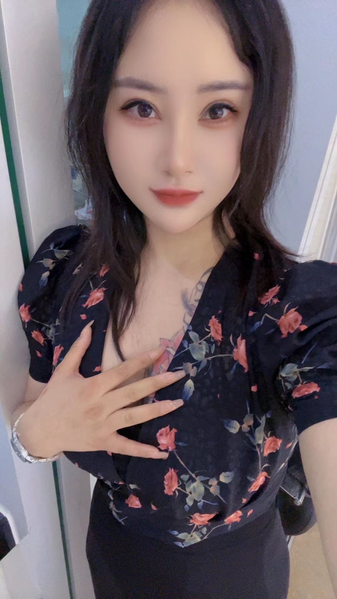 东丽气质美女辰爷