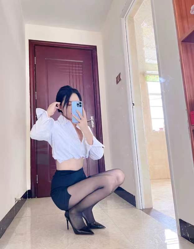 韵味十足的美女姐姐