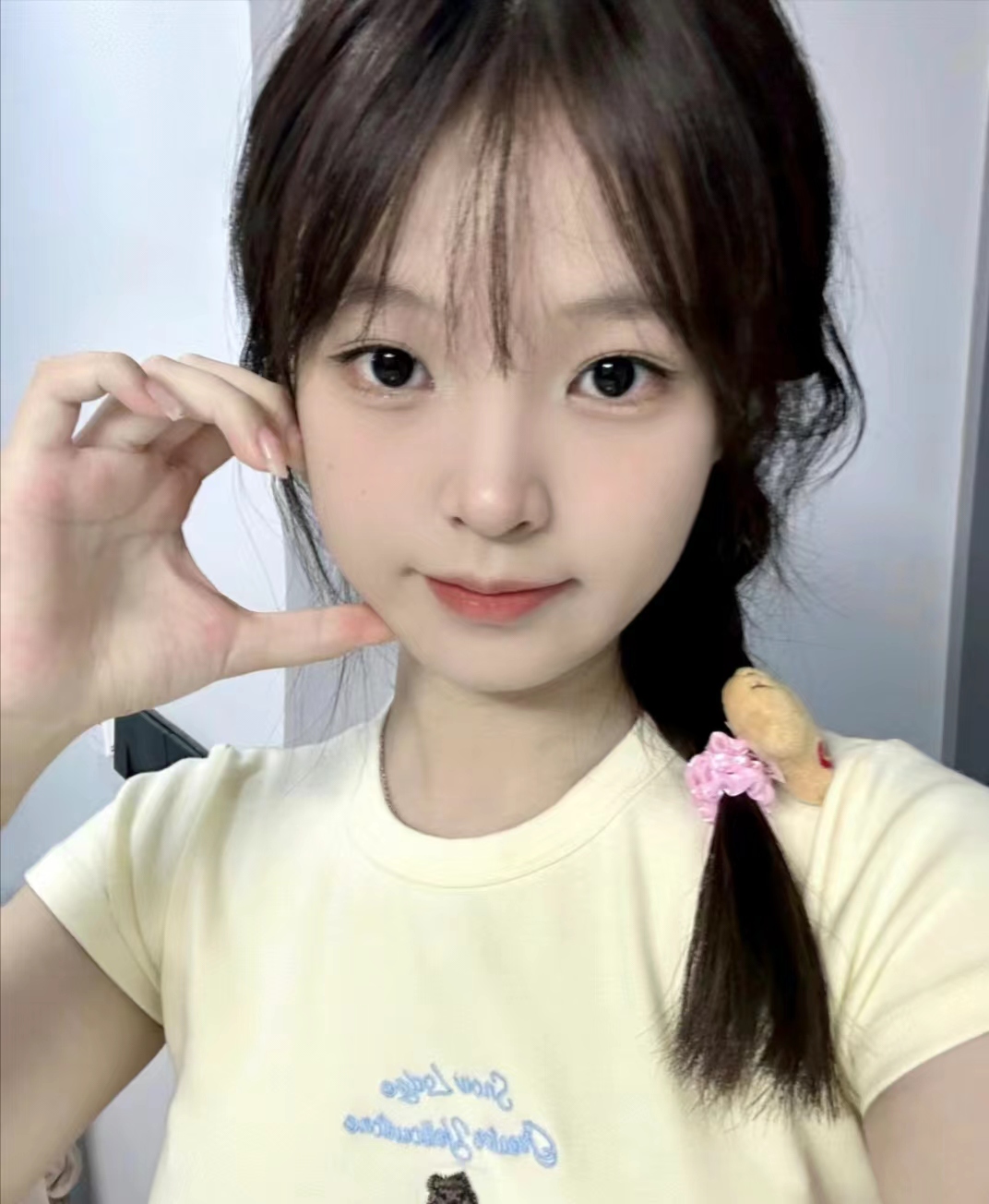 新建区极品美女，很热情