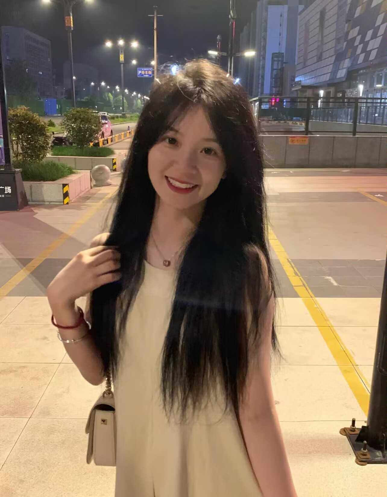 kh一流年轻甜妹糖糖