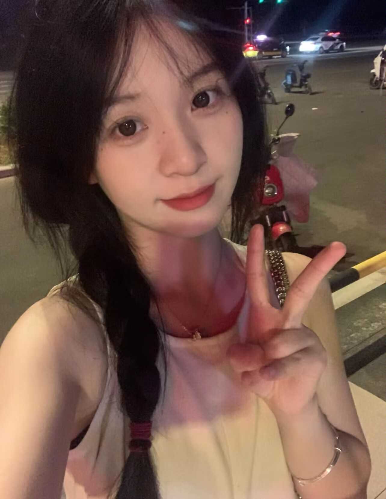 kh一流年轻甜妹糖糖