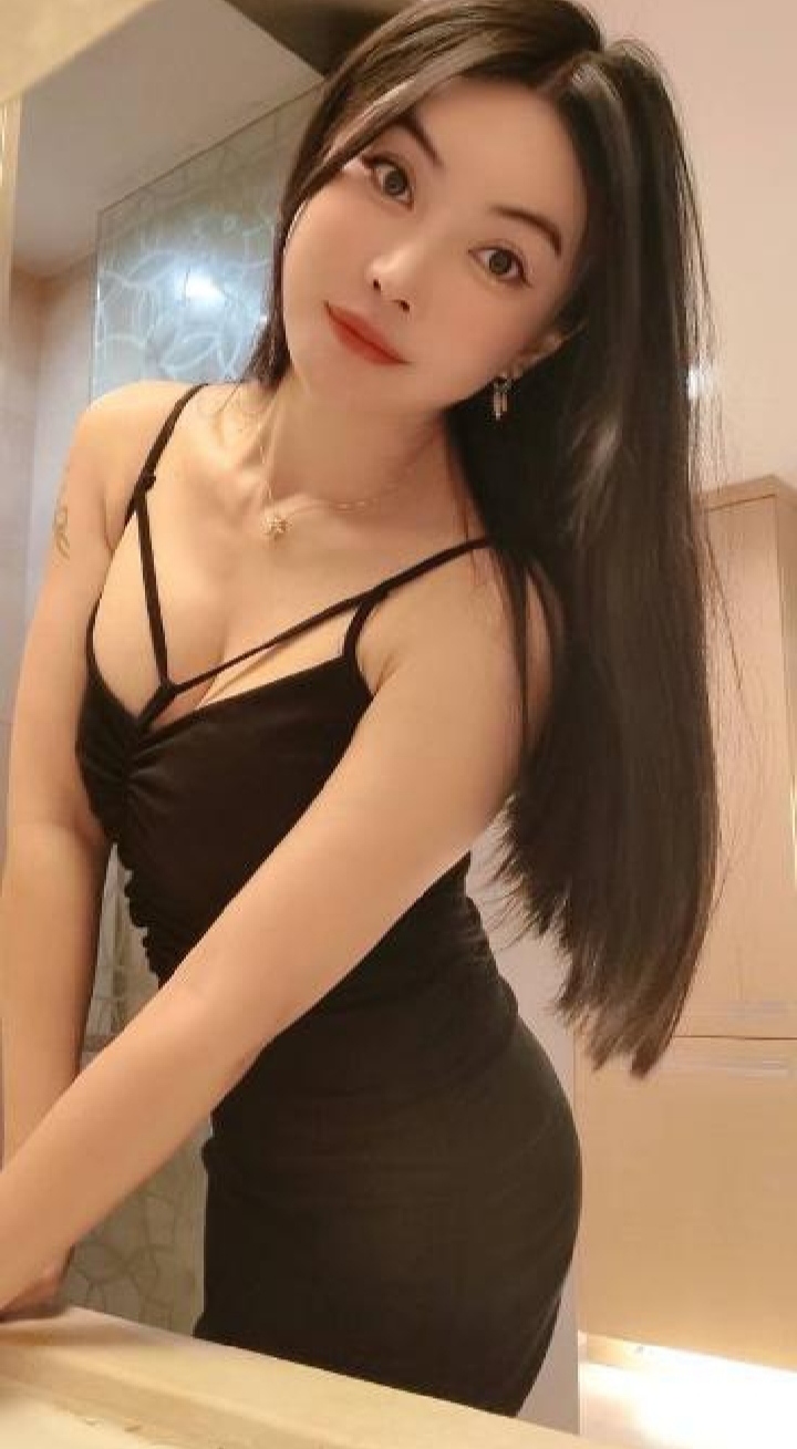 朝阳长腿丝袜诱人辣妹