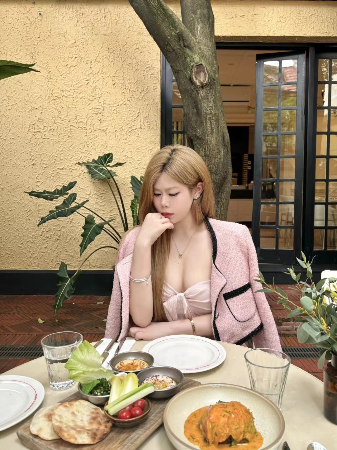 松江大学城，学生妹儿