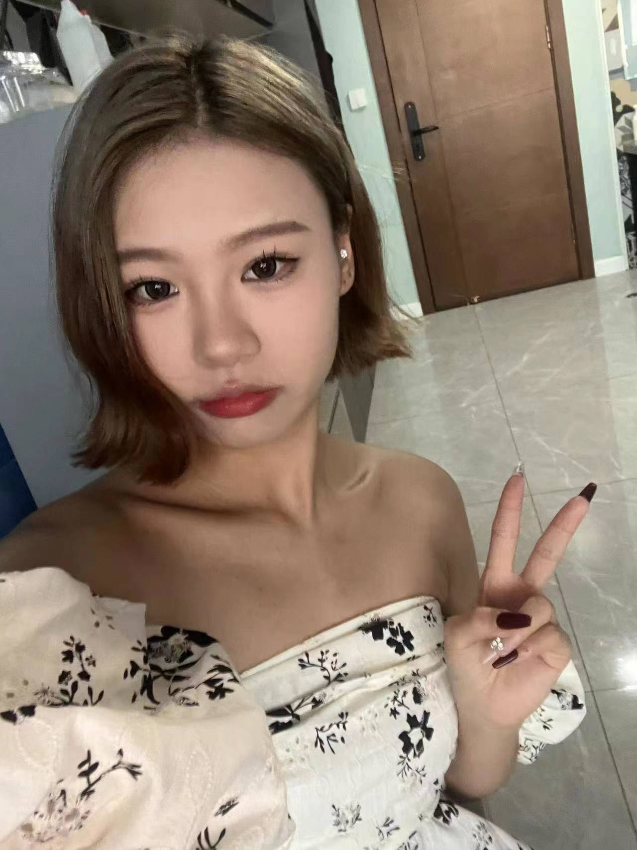 人照合一, 去前可视频