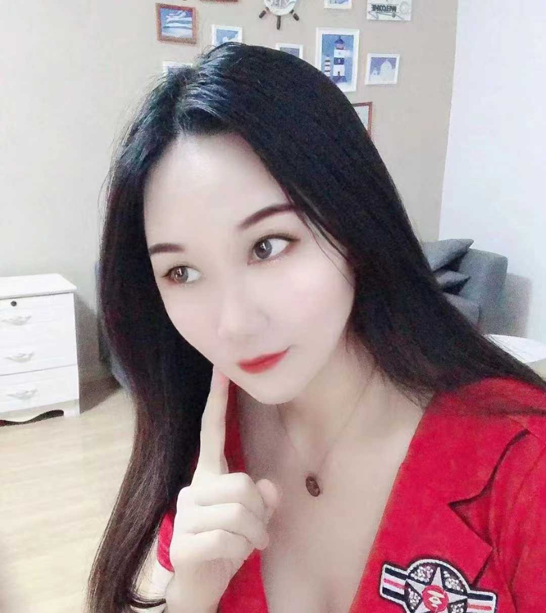 崇川风情少妇依依