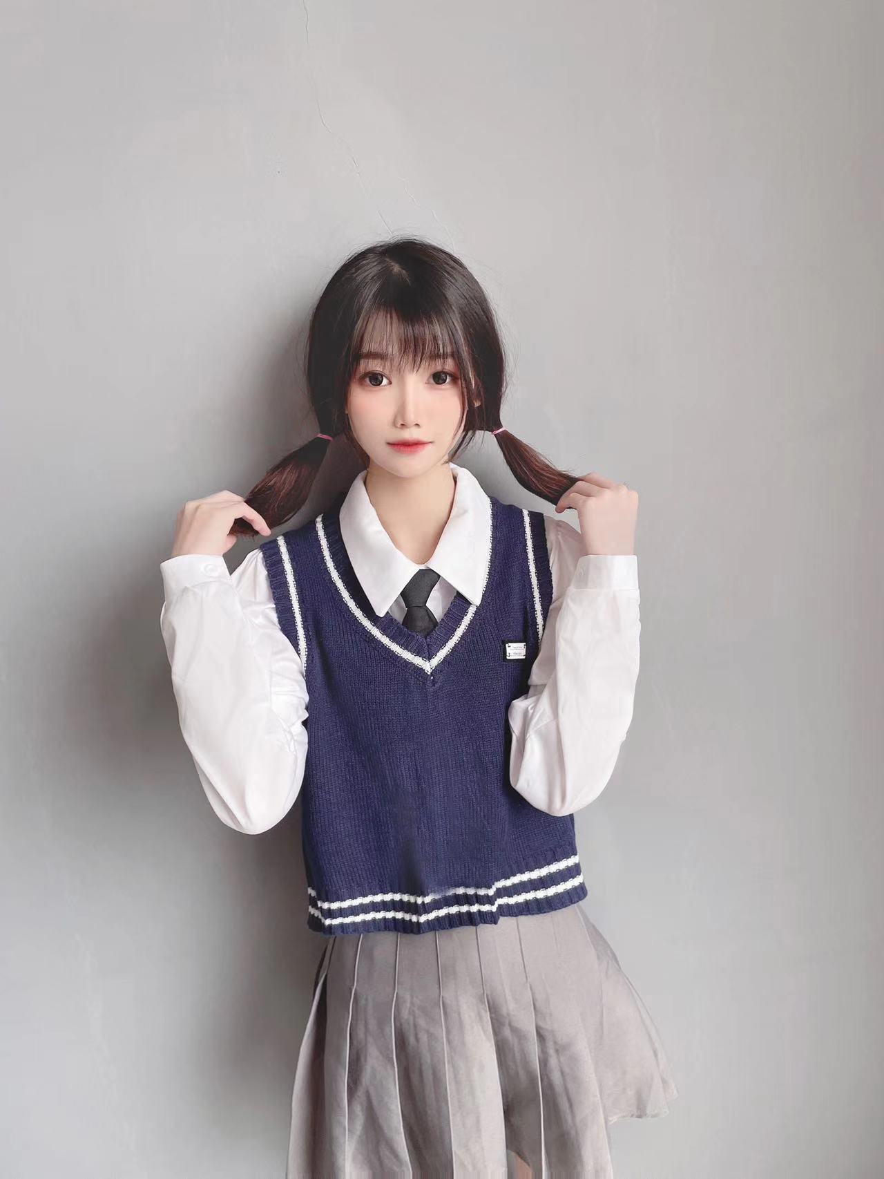 jk少女兼职,有哥哥喜欢我吗