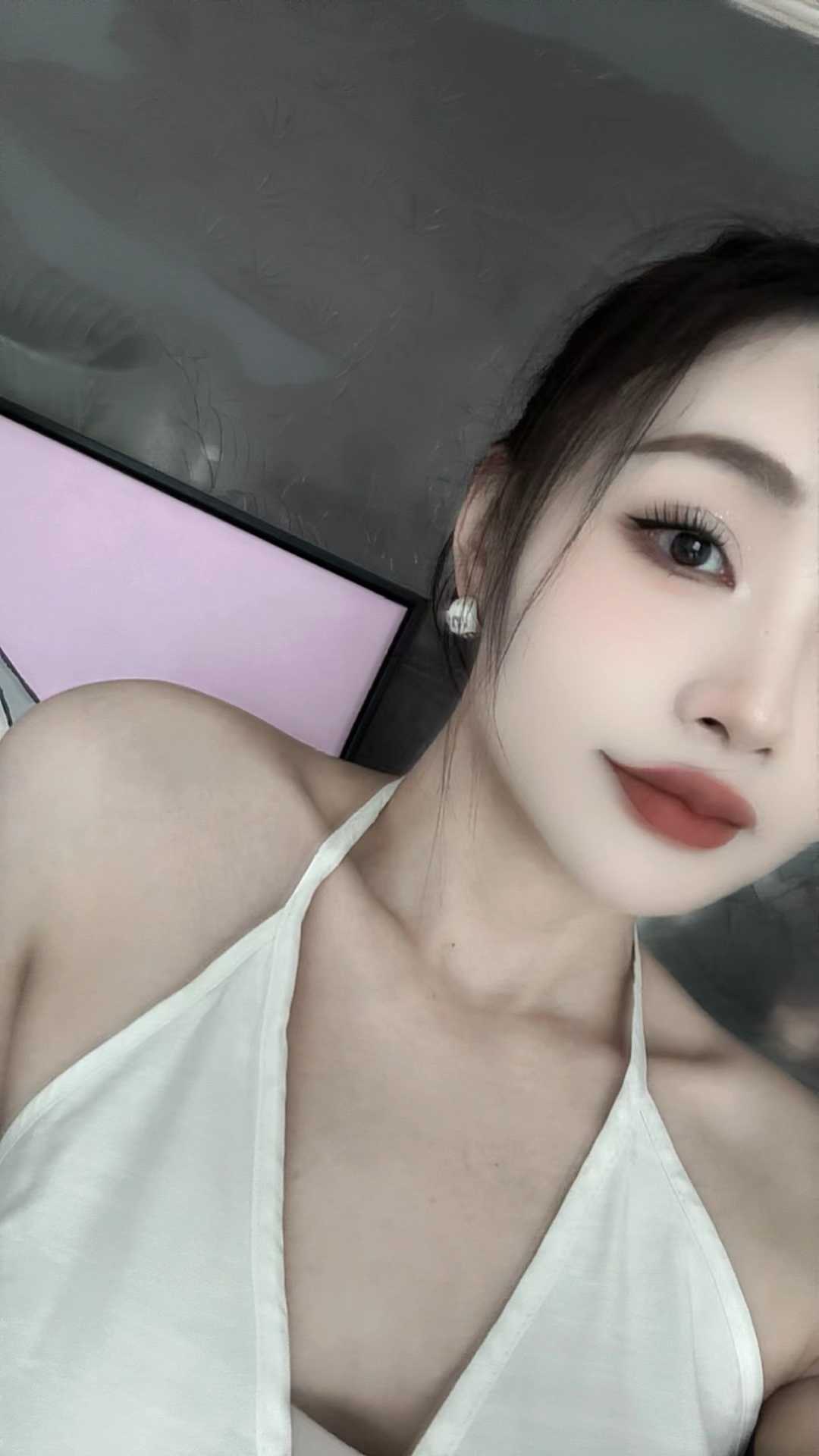 颜值和身材服务都不错的妹子