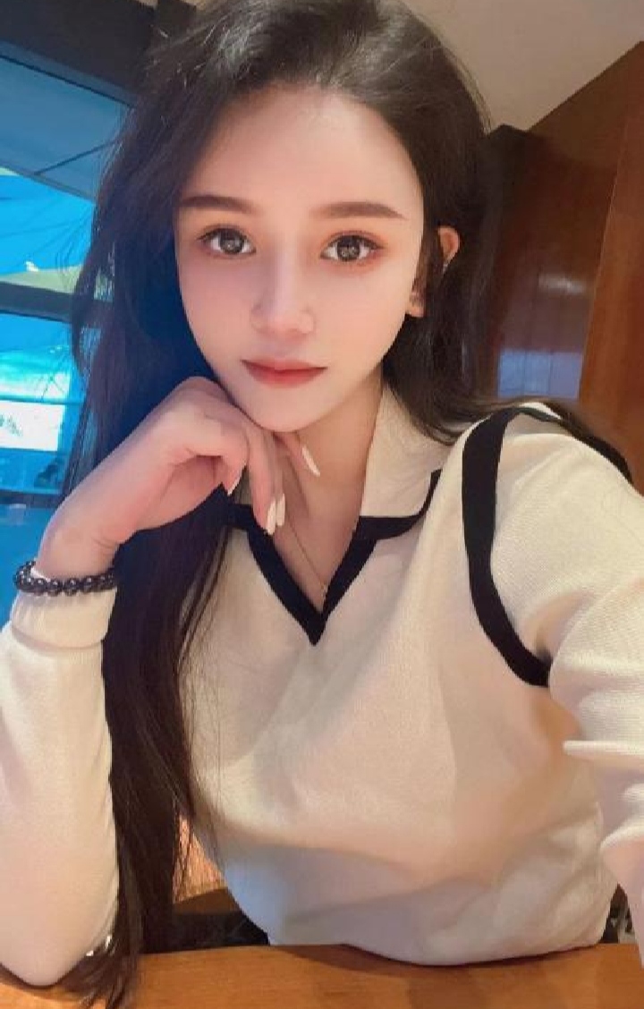 服务系颜值专业课老师