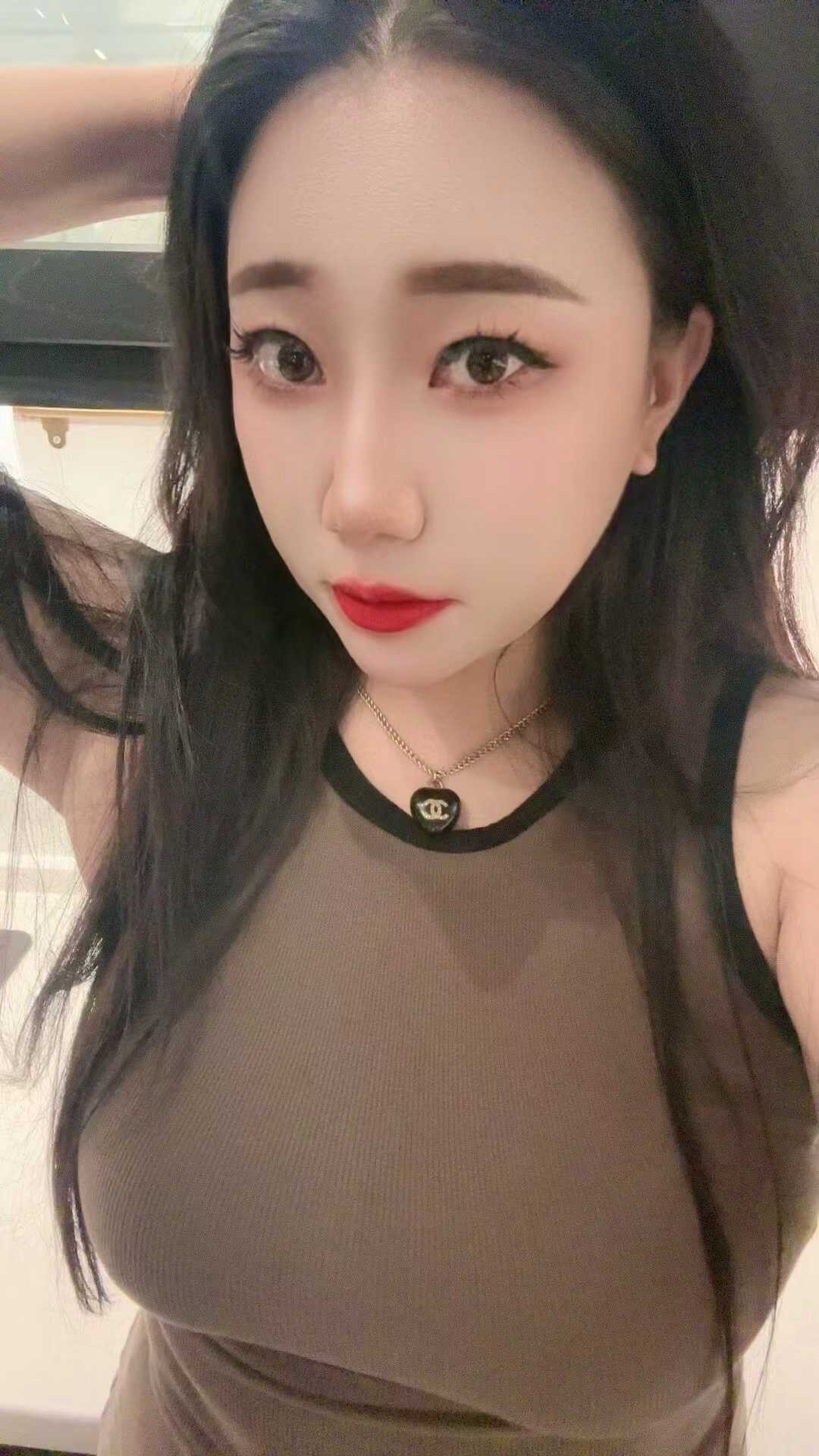 朝阳喷水妹妹，人美能喷