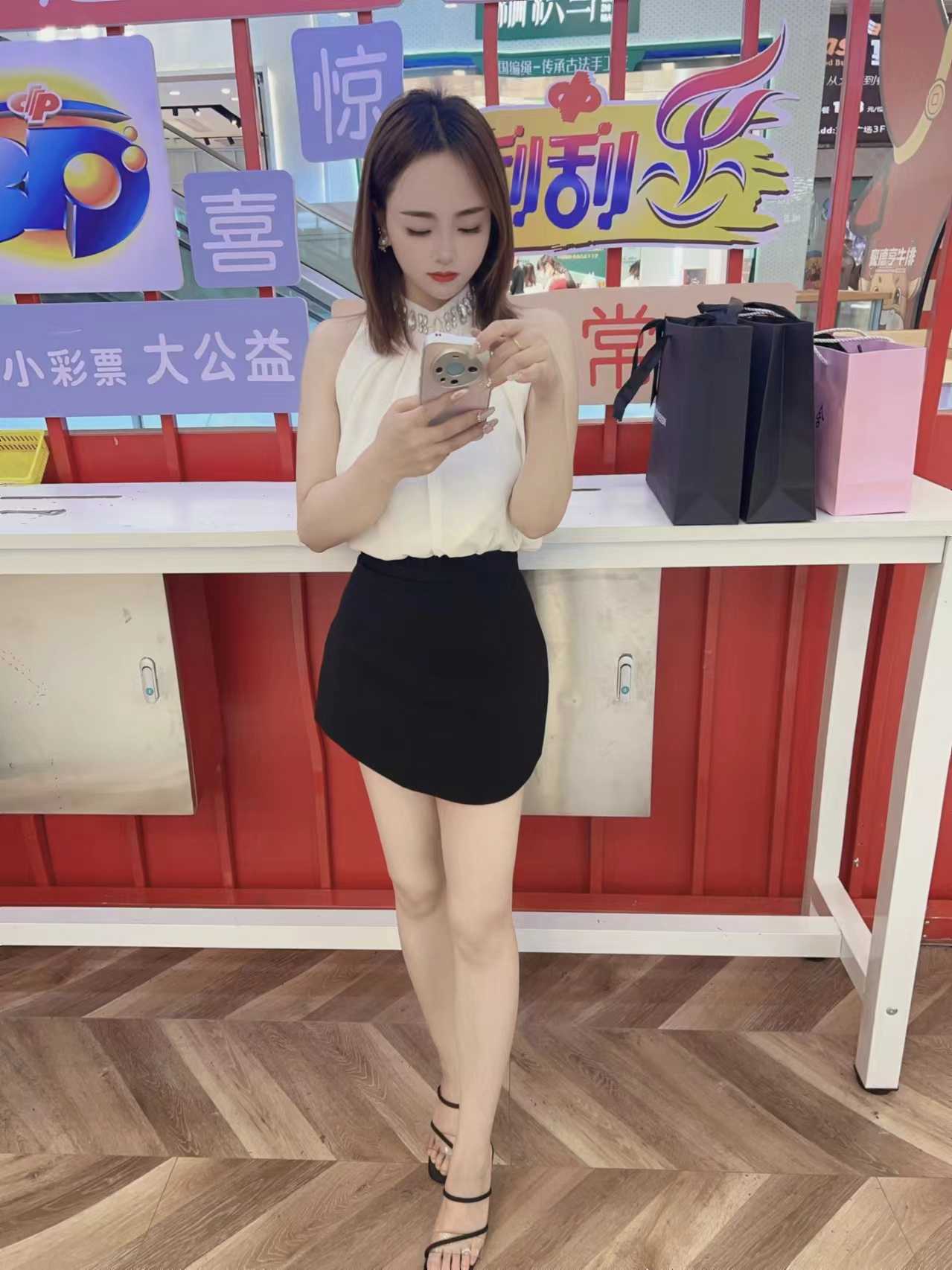 义乌个人.喜欢我的哥哥联系我吧