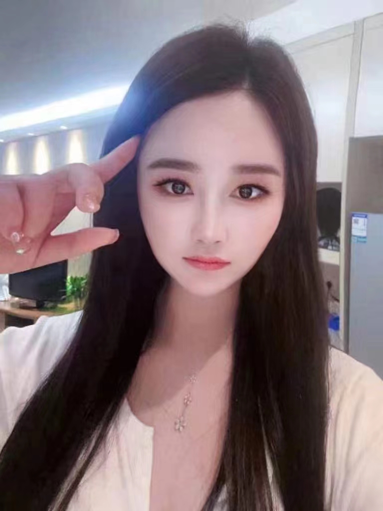 高颜值妹妹晨晨，体验预约