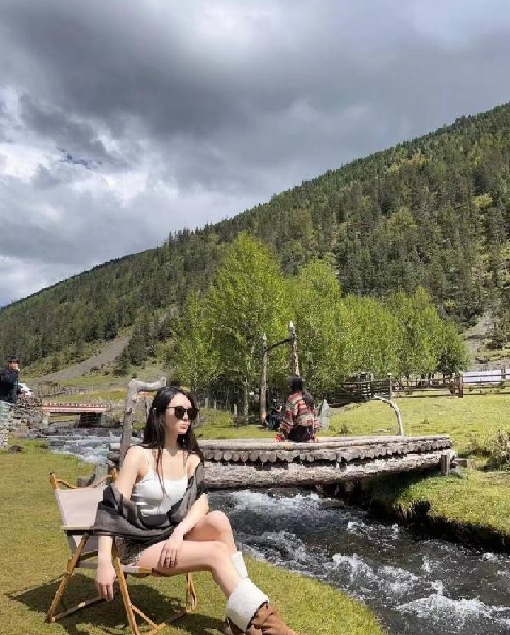 丰台肤白貌美甜妞