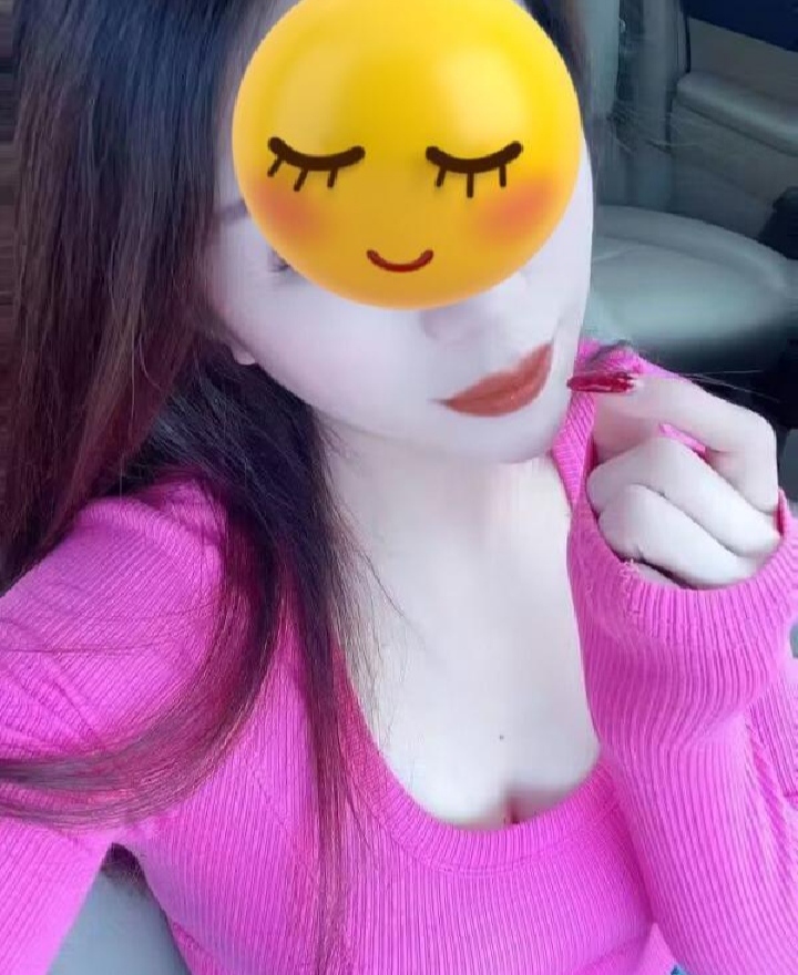 万达长腿兼职嫩妹青青