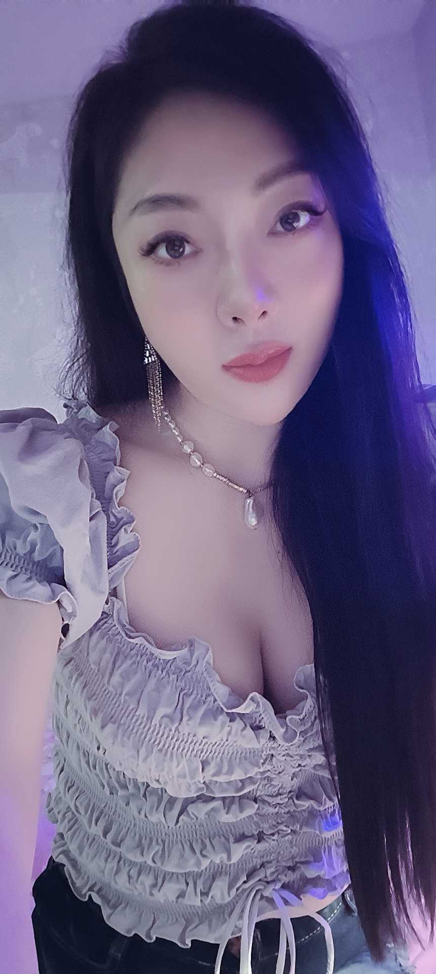 物美价廉的少妇姐姐